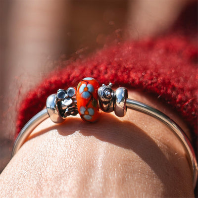 Vainikas, sidabrinis karoliukas