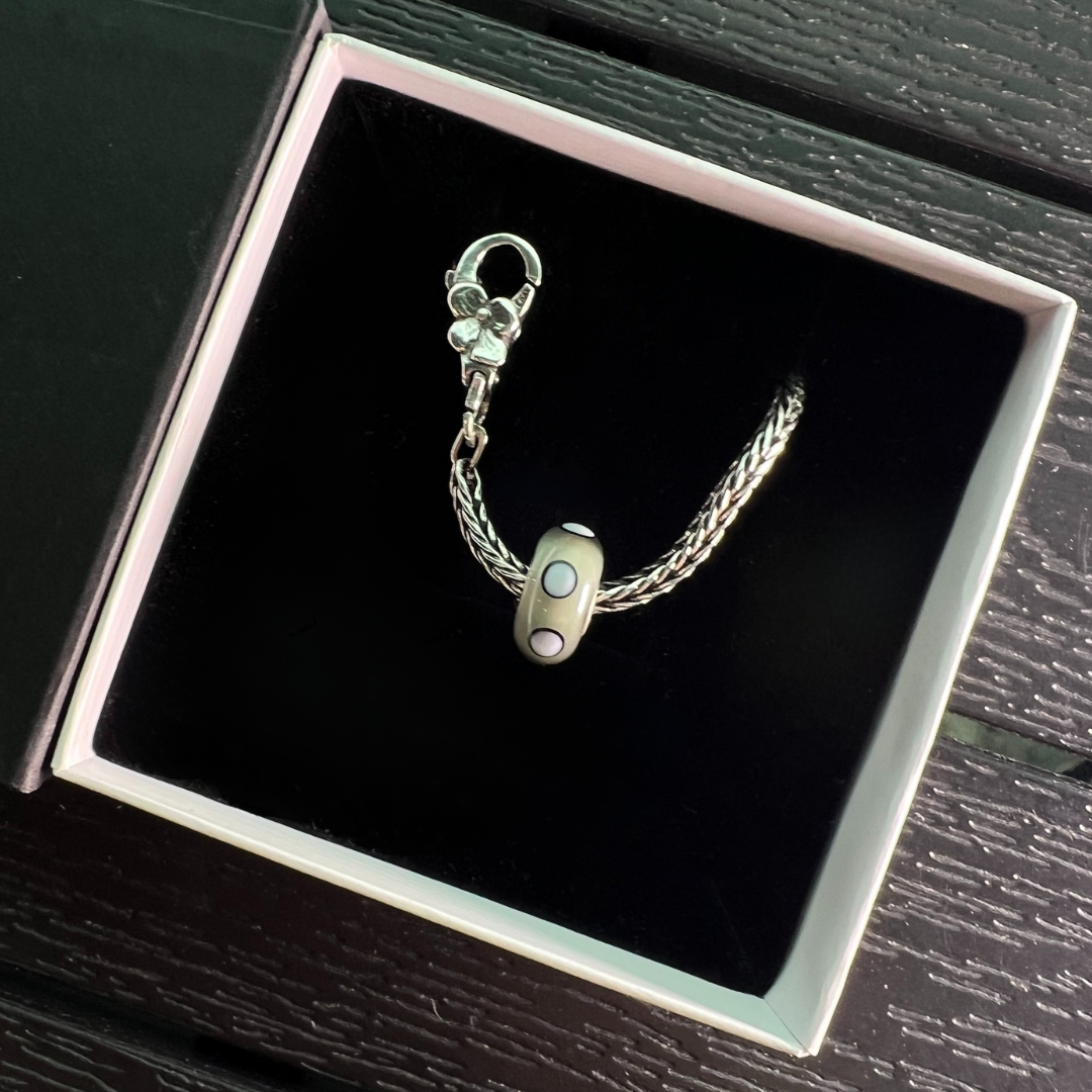 Unikalumas, apyrankės rinkinys