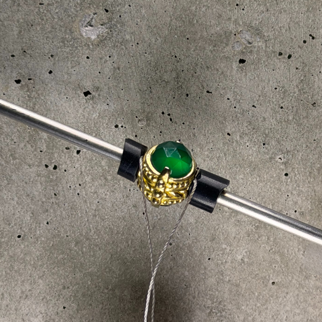 Ramybės Oazė, auksas