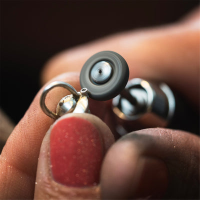 Laikas arbatai!, sidabrinis karoliukas